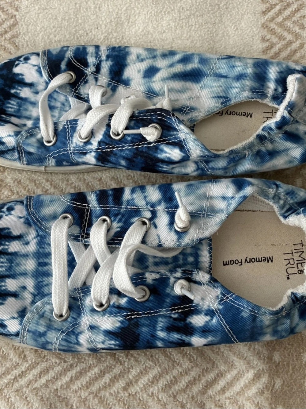 Time and Tru Blue and White Tie-Dye Slip-On Sneakers